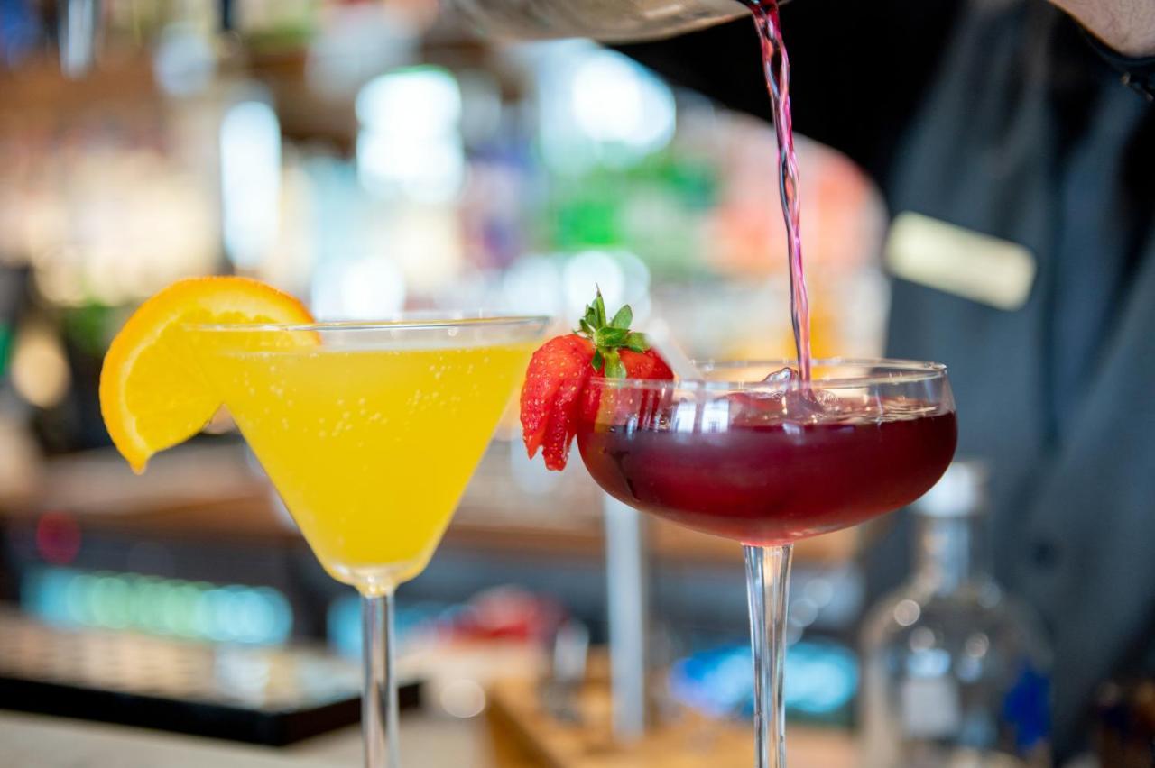 The Chequers Hotel Newbury  Ngoại thất bức ảnh