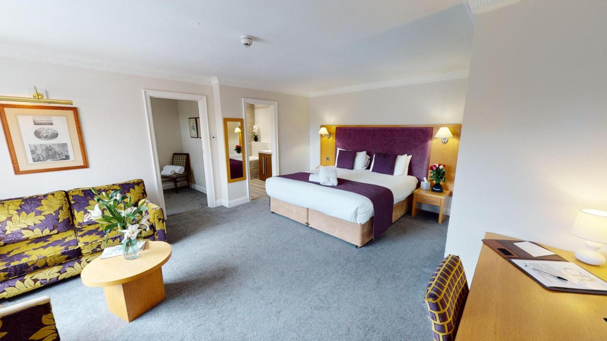 The Chequers Hotel Newbury  Ngoại thất bức ảnh